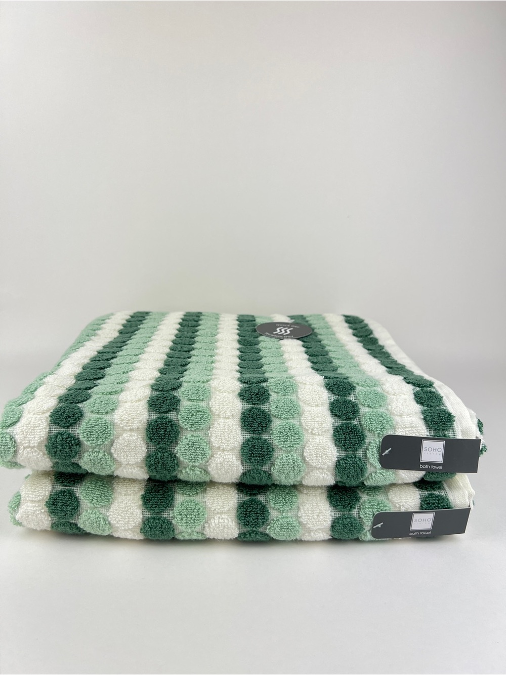 SOHO Living Bath Towels Green White Polka Dot & Stripe Soft Cotton 2 Pc NEW